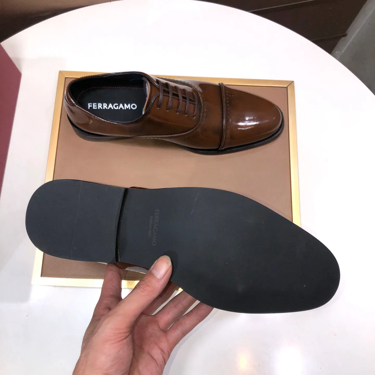 Men's shoes 💰540💰 [Ferragamo/Ferragamo] The latest model from the counter. Original imported high-quality cowhide with open sides + imported 🐂 cowhide lining + original luxury metal buckle + original combination outsole. Comparison is stress-free 38–45 (45 is custom-made and cannot be returned or exchanged)